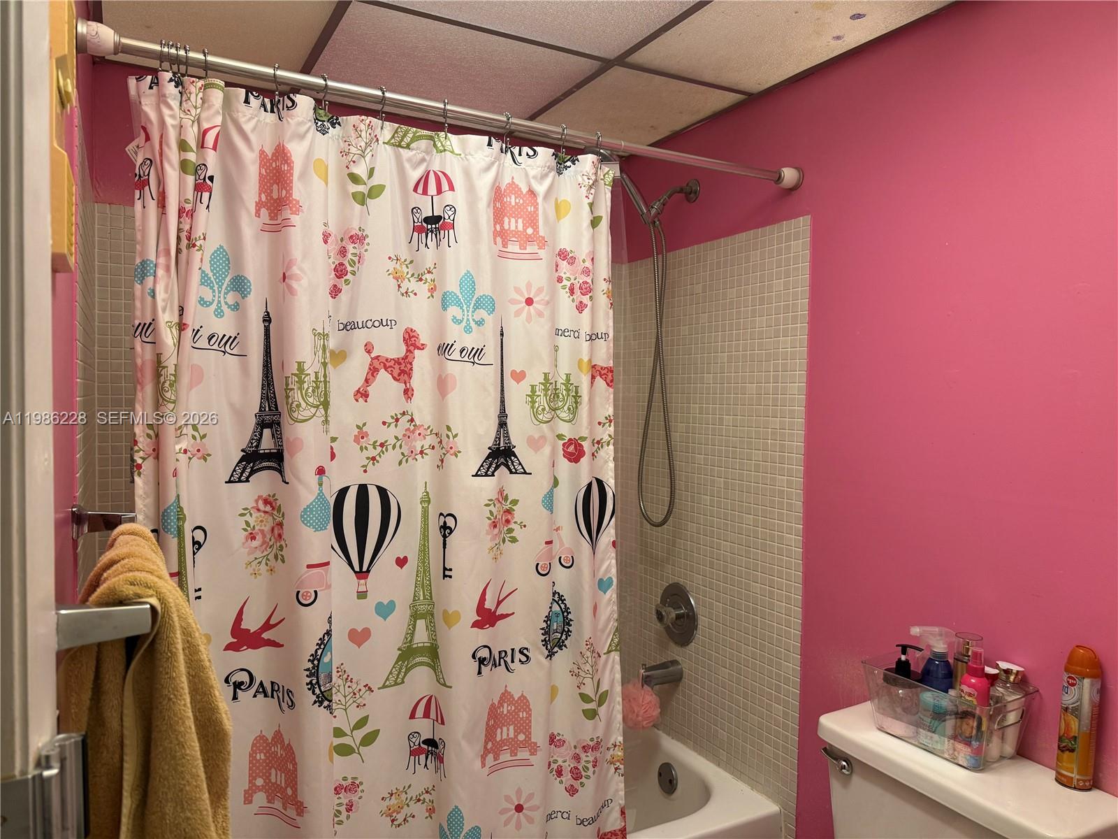 TAMARAC GARDENS CONDOMINI - Residential