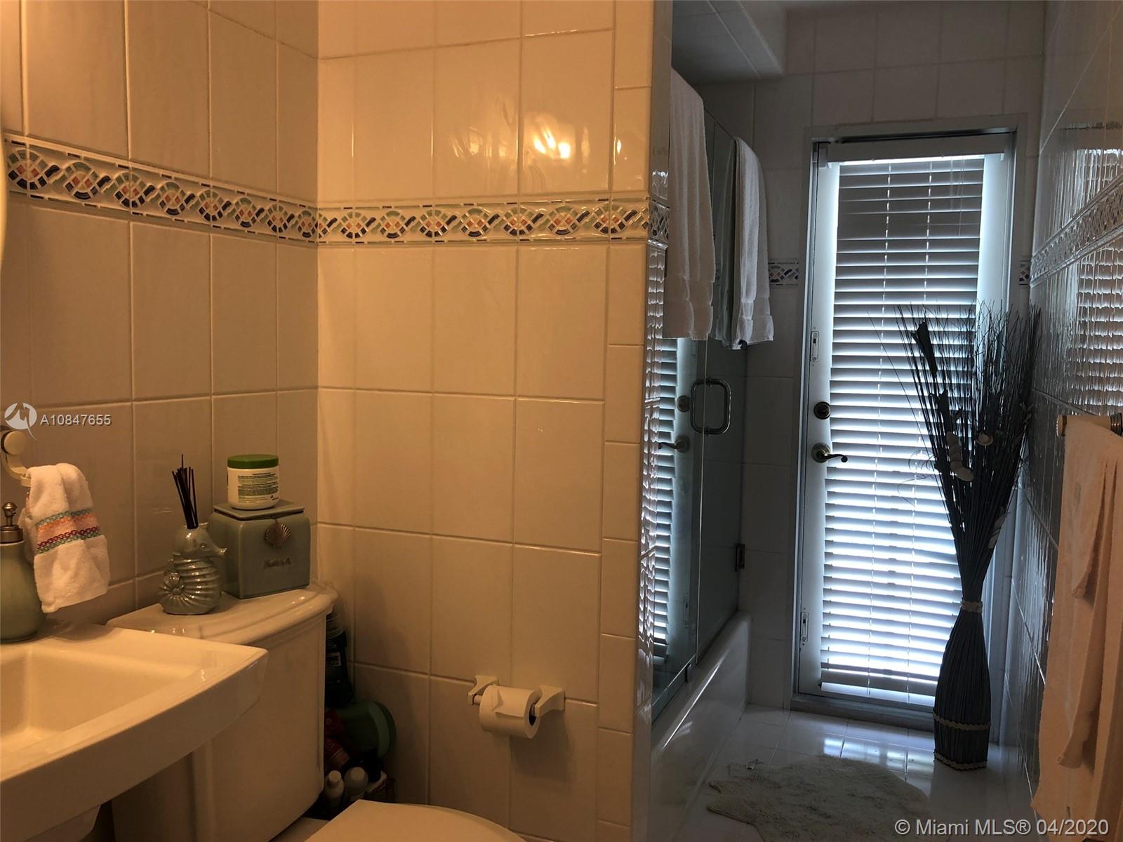 WESTWOOD ESTS 4TH ADDN - Residential Lease