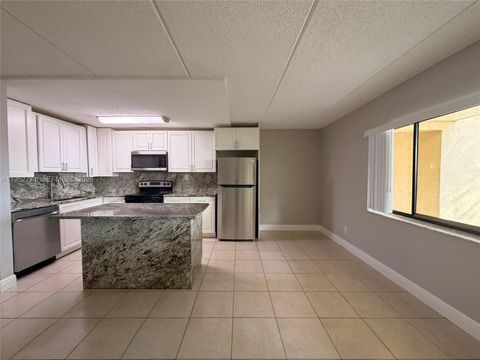 105 Meadows Cir 105 Boynton Beach FL 33436