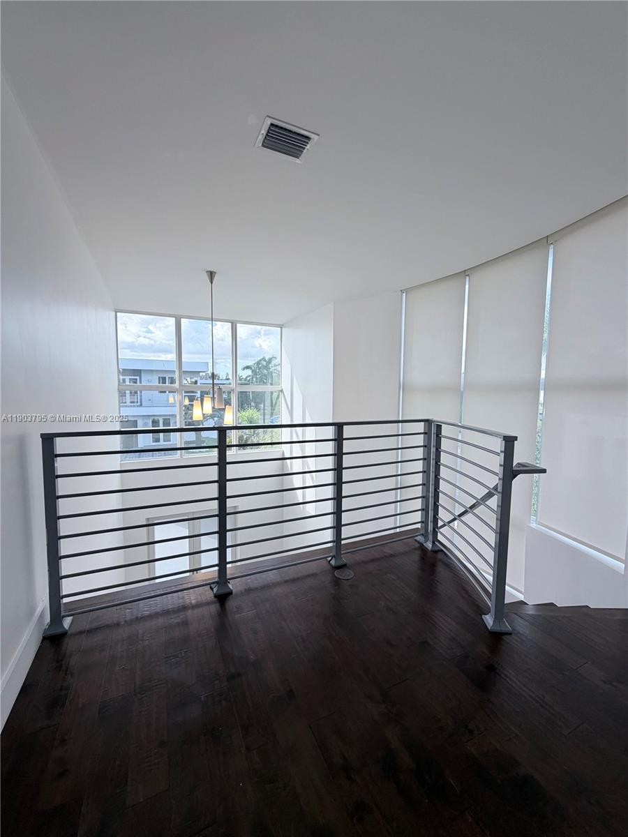 DORAL COMMONS RESIDENTIAL - Residential