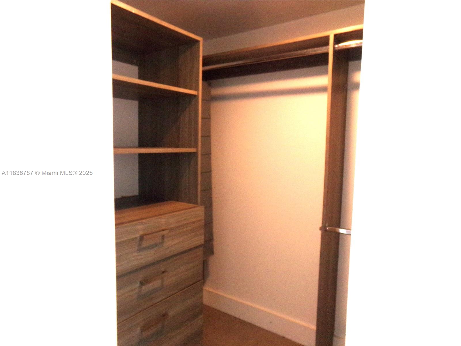 BAY HARBOR CLUB CONDO - Residential