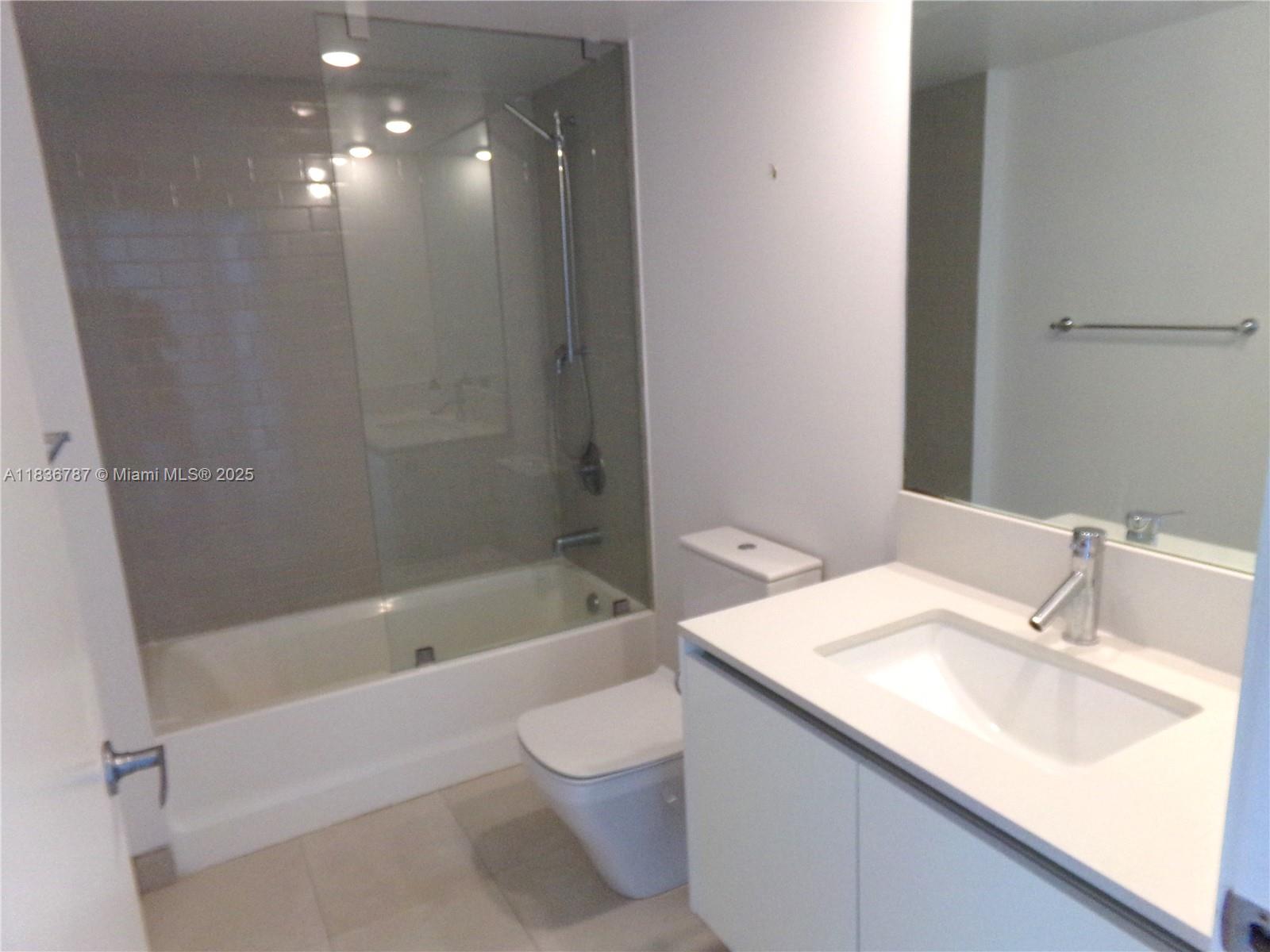 BAY HARBOR CLUB CONDO - Residential