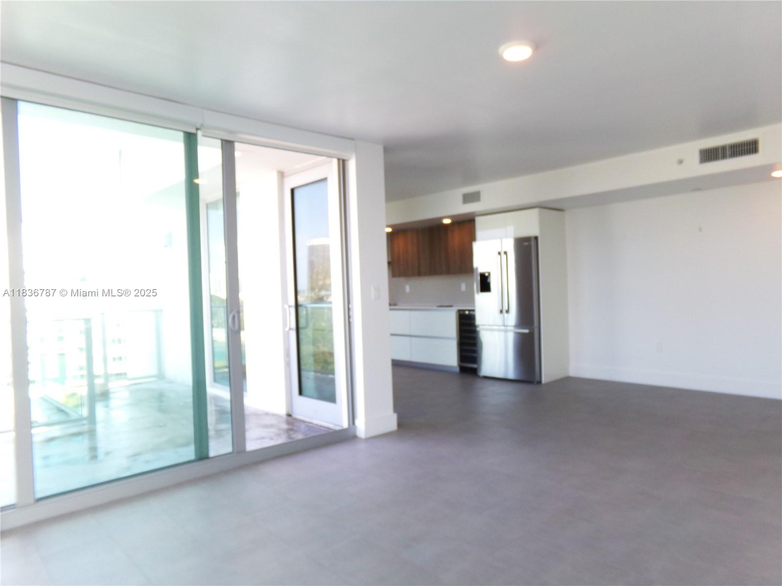 BAY HARBOR CLUB CONDO - Residential