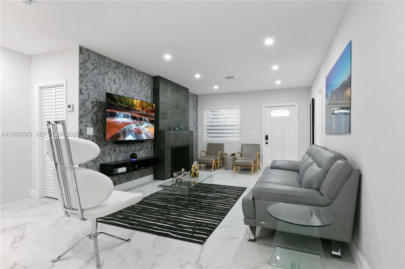 GLENROYAL SUB - Residential