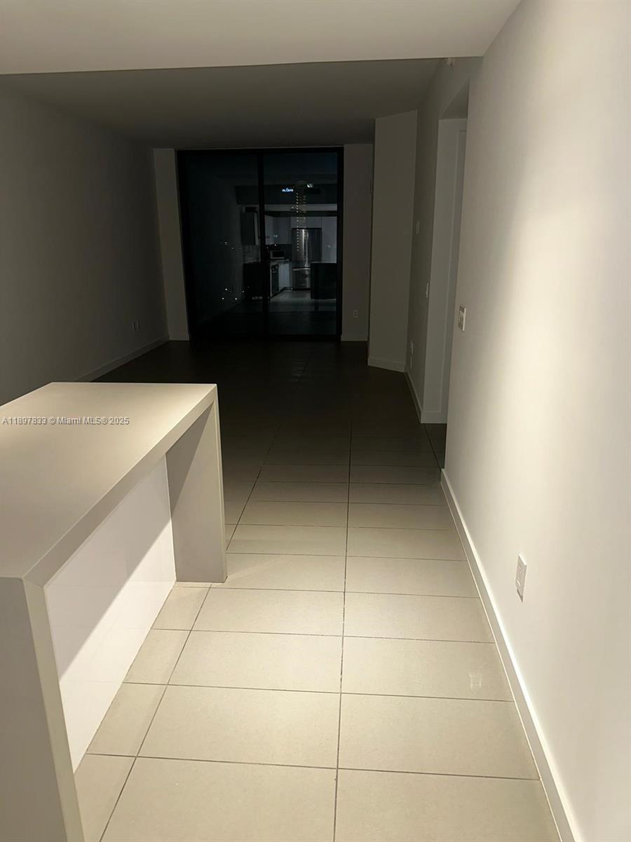 CANVAS CONDO - Residential Lease