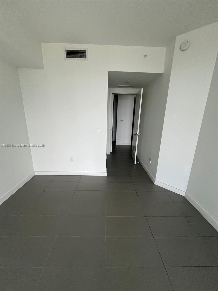 CANVAS CONDO - Residential Lease