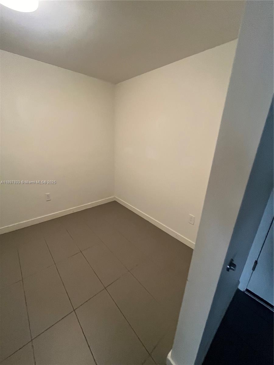 CANVAS CONDO - Residential Lease