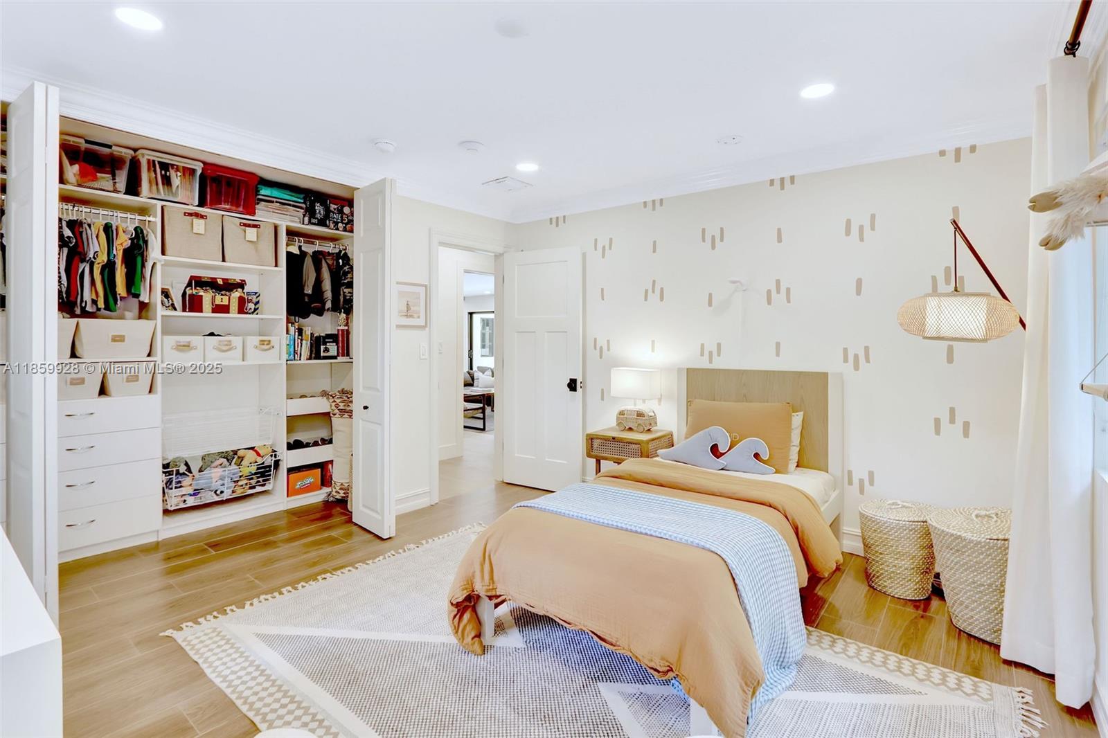 KILLIAN HEIGHTS - Residential