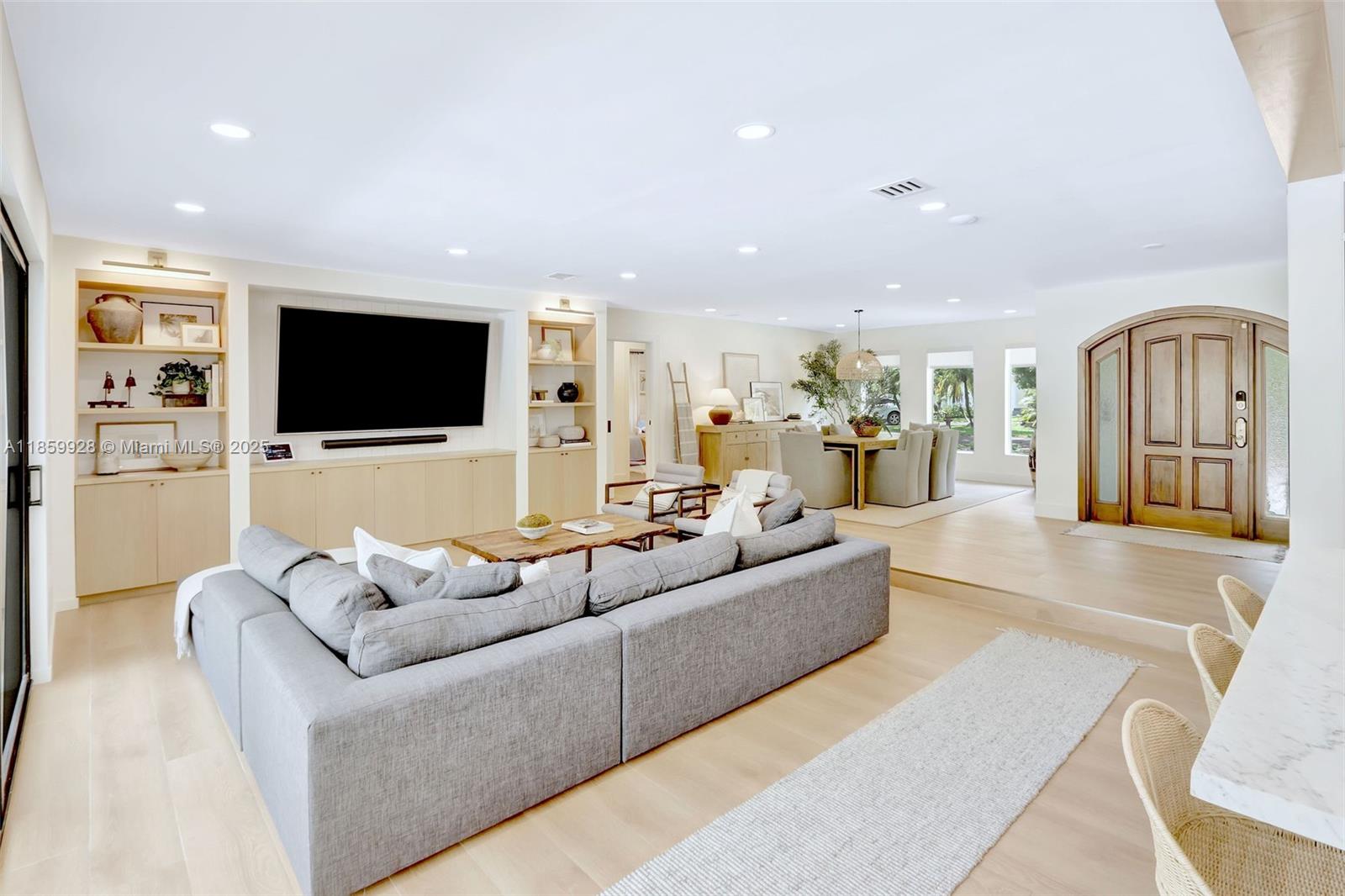 KILLIAN HEIGHTS - Residential