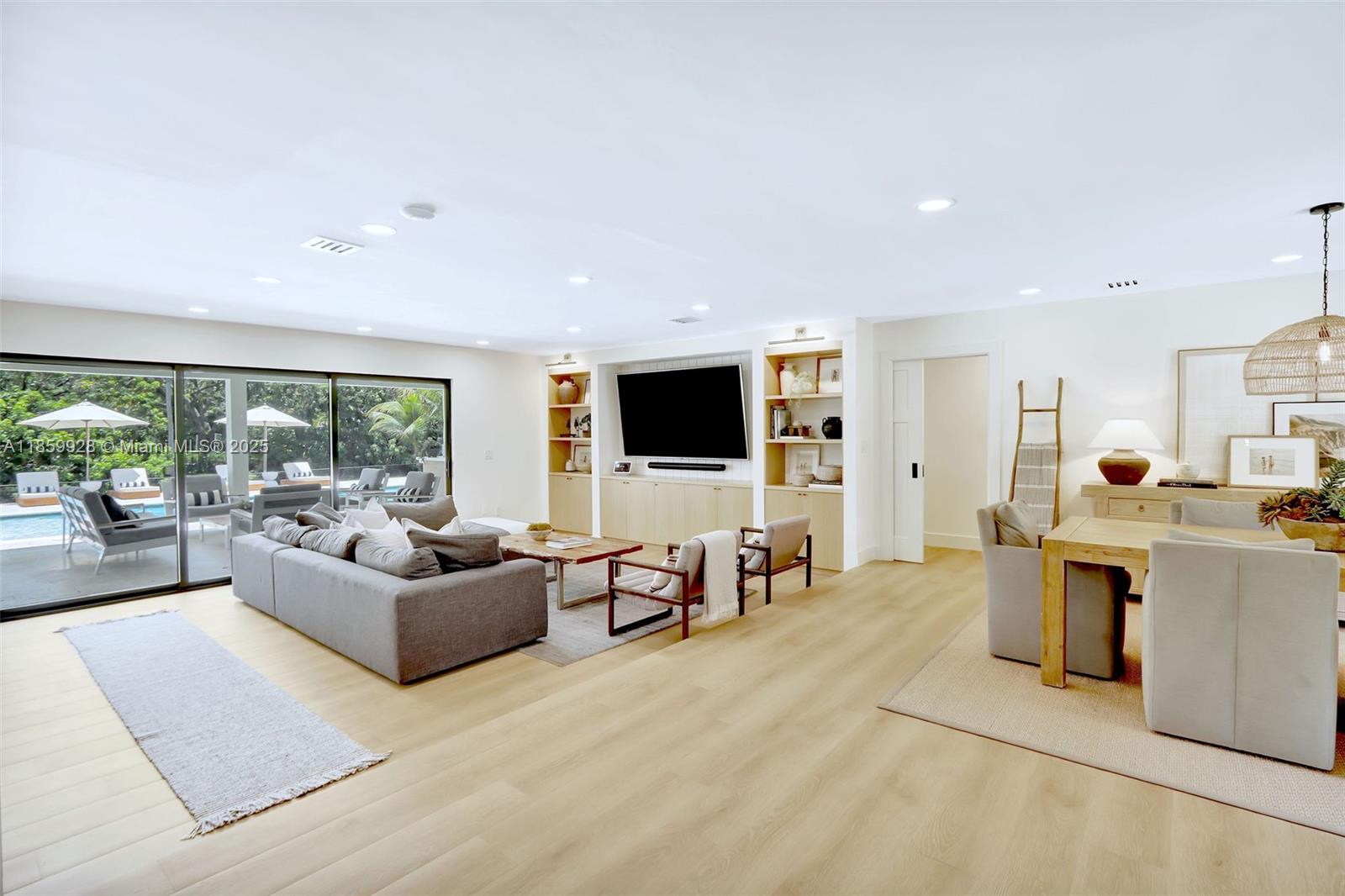 KILLIAN HEIGHTS - Residential