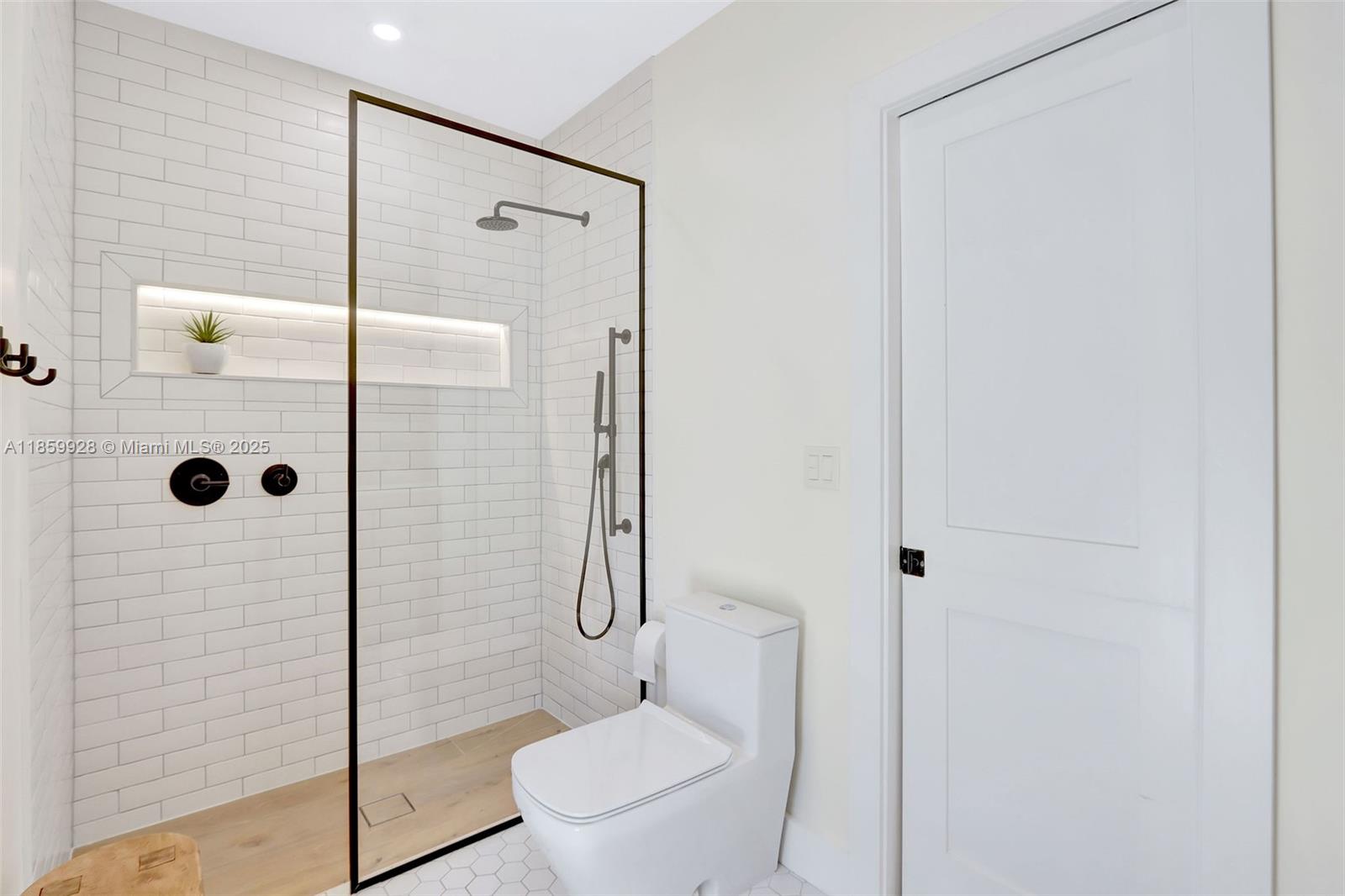 KILLIAN HEIGHTS - Residential