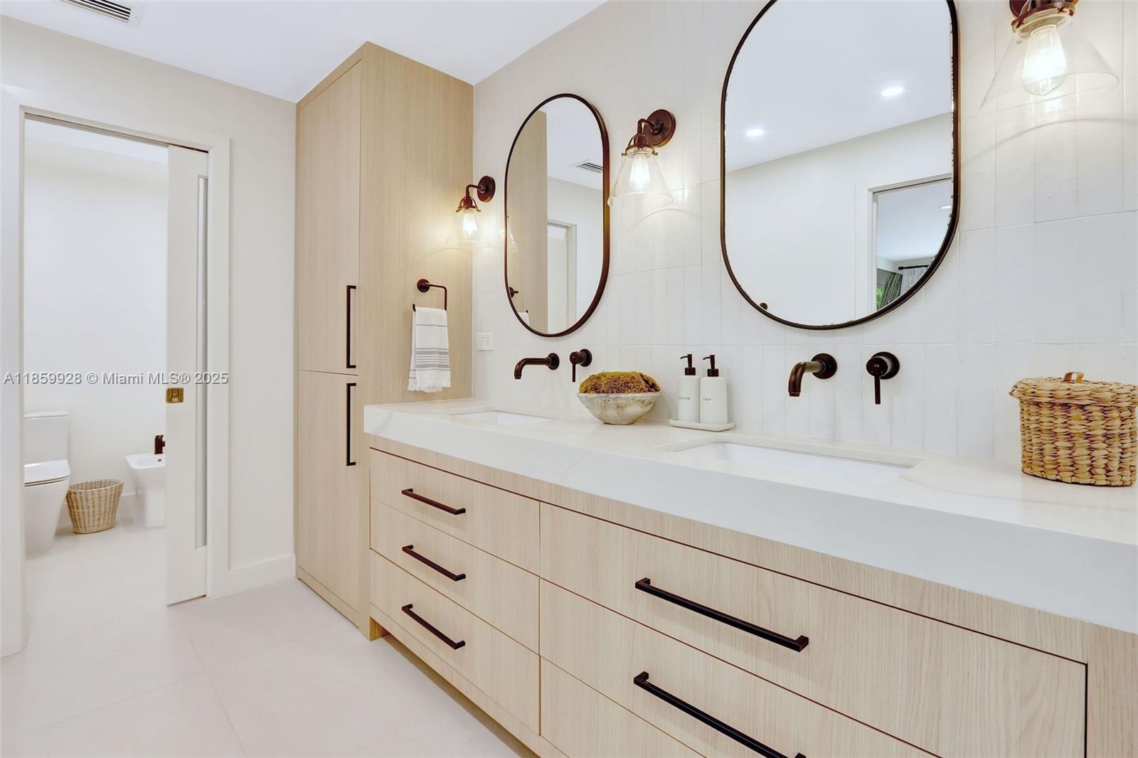 KILLIAN HEIGHTS - Residential