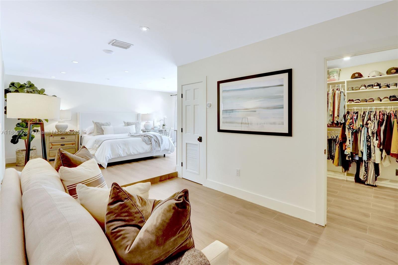 KILLIAN HEIGHTS - Residential