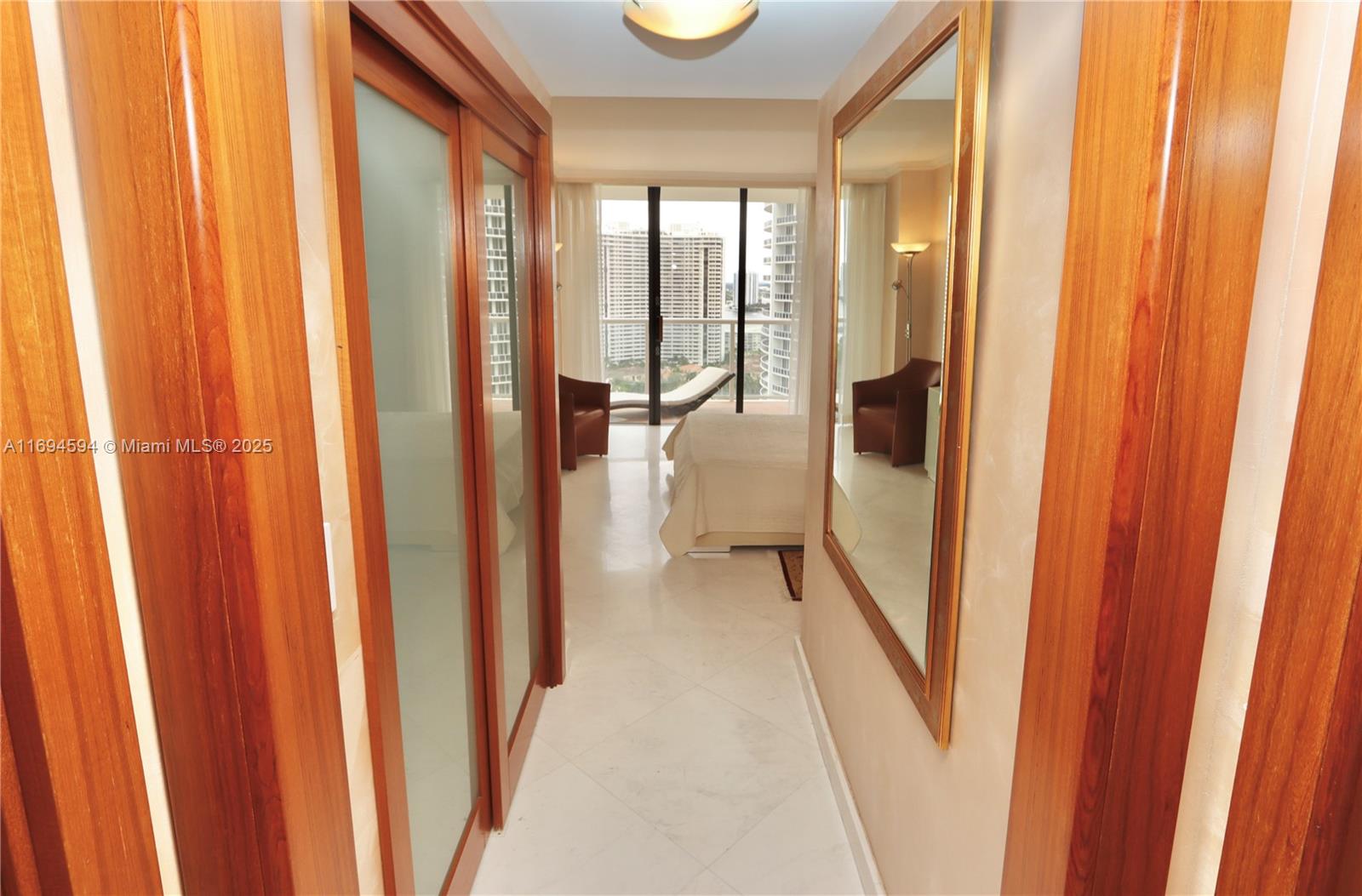 4000 ISL BLVD WILLIAMS IS - Residential