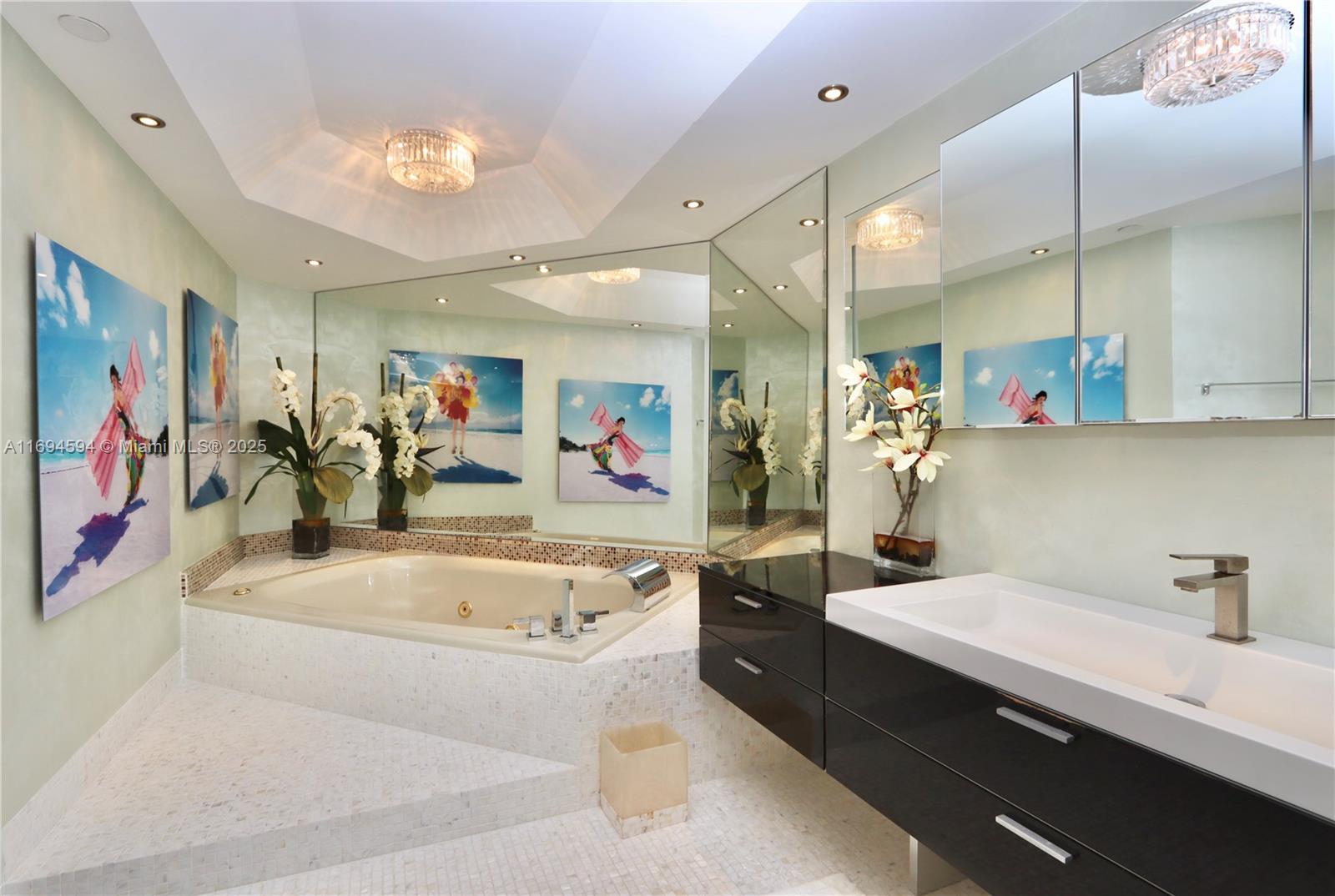 4000 ISL BLVD WILLIAMS IS - Residential