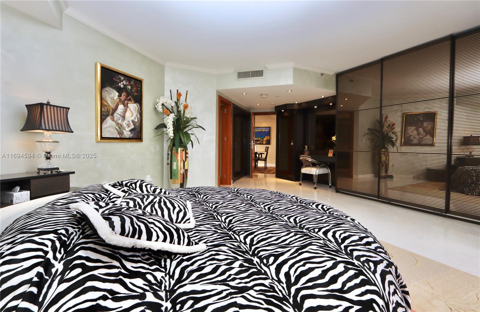 4000 ISL BLVD WILLIAMS IS - Residential