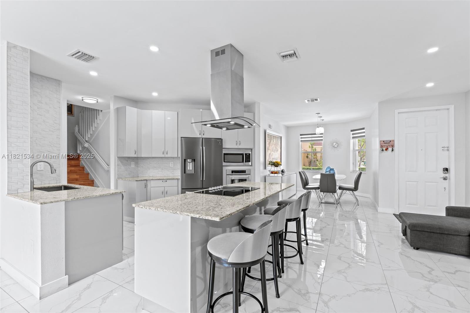 CENTURY BREEZE - Residential