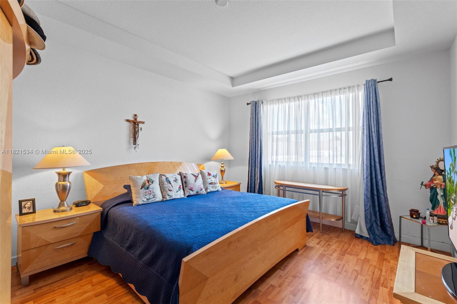 CENTURY BREEZE - Residential