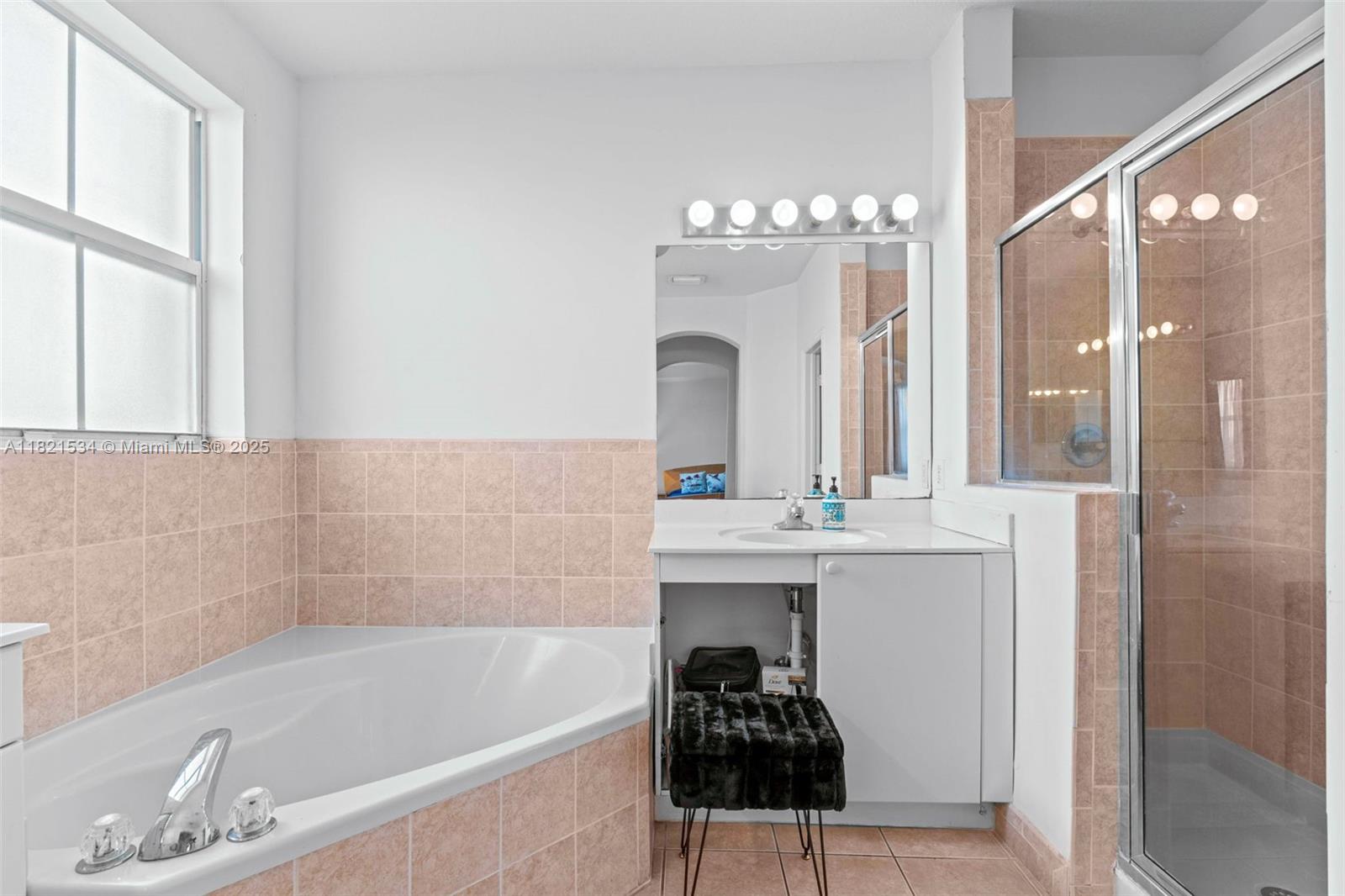 CENTURY BREEZE - Residential