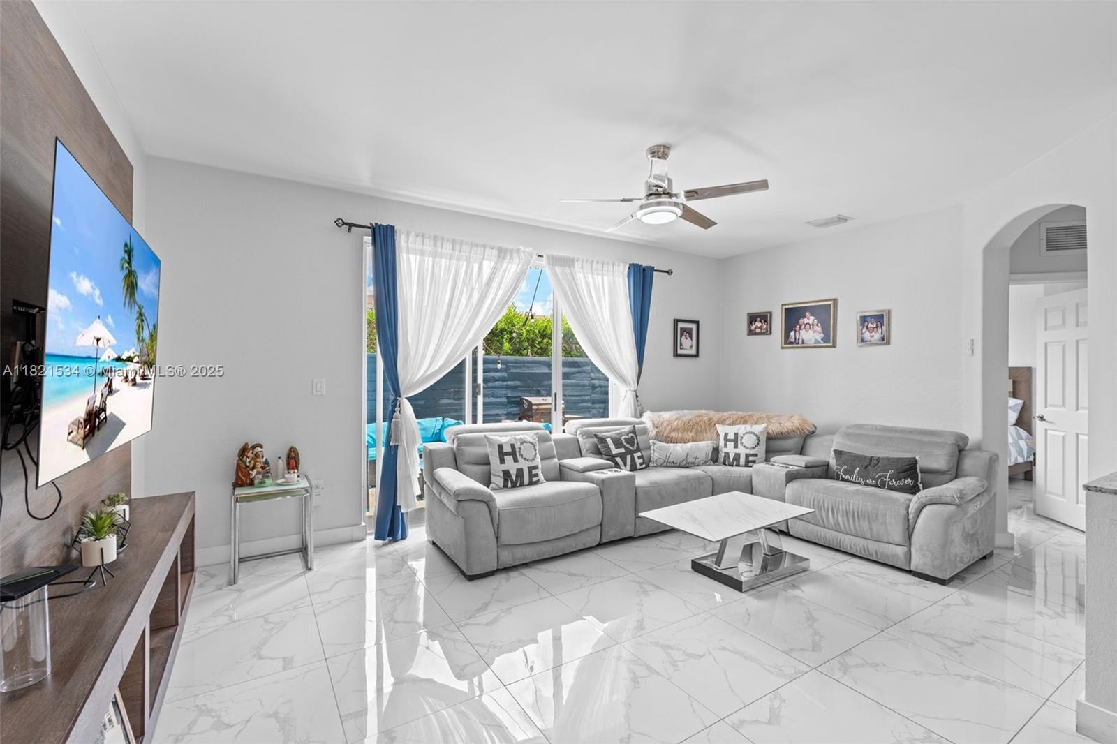 CENTURY BREEZE - Residential