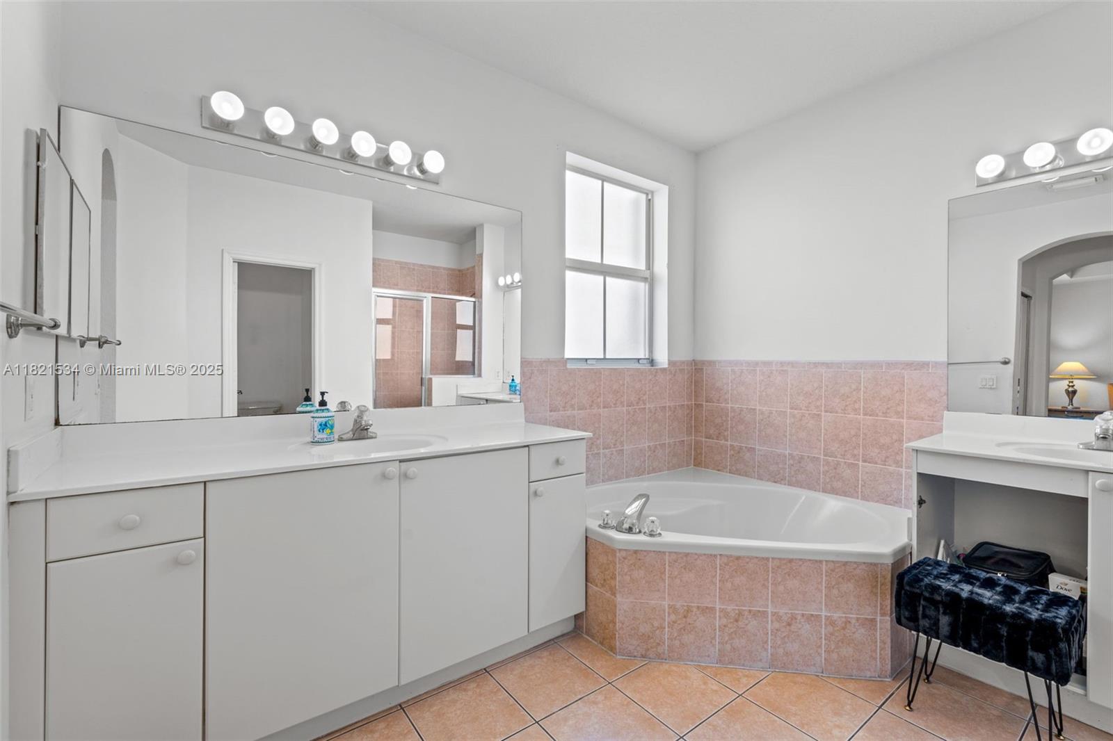 CENTURY BREEZE - Residential