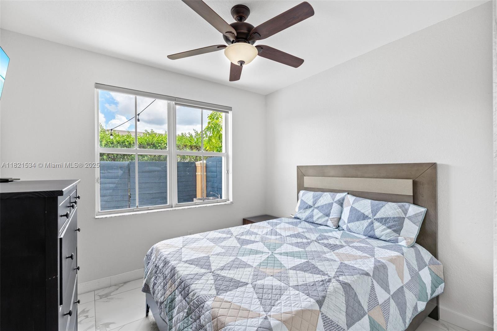 CENTURY BREEZE - Residential