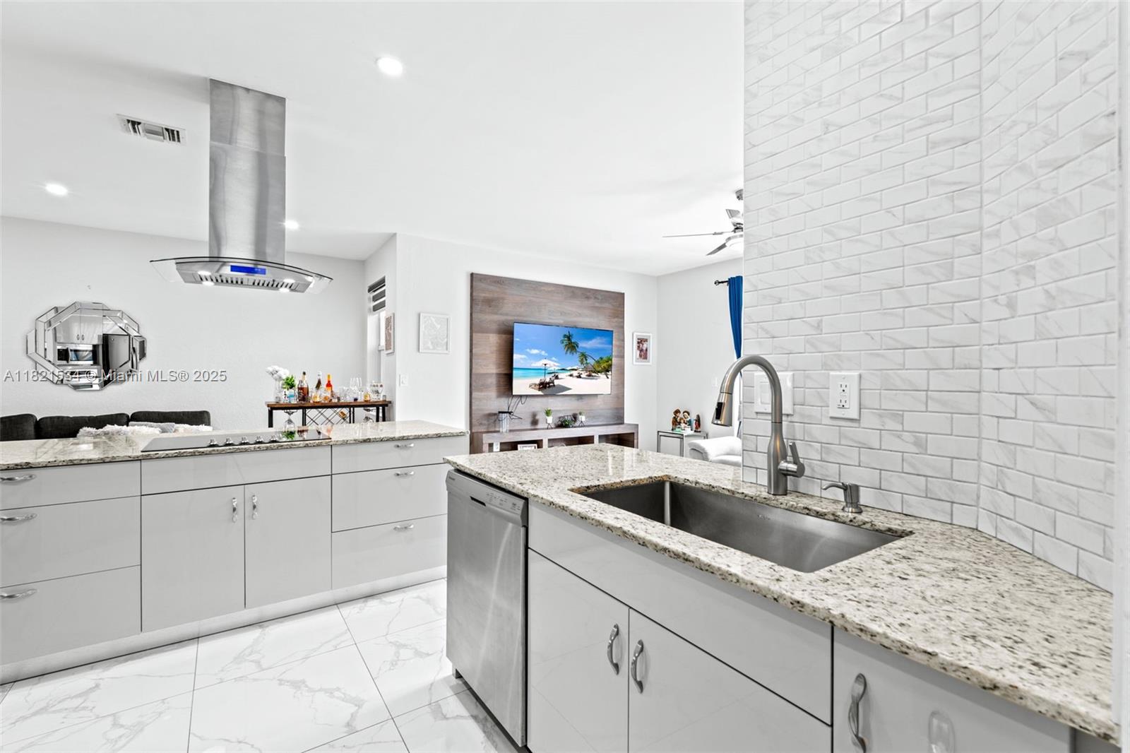 CENTURY BREEZE - Residential