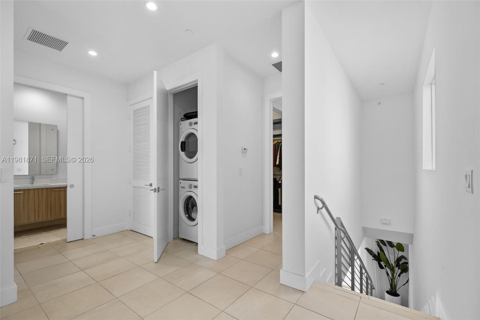 GALLERIA LOFTS CONDO - Residential