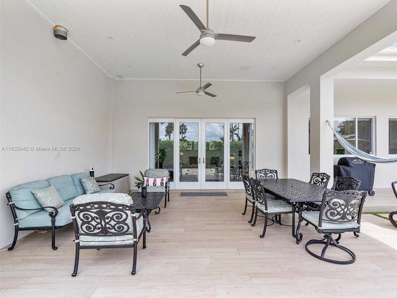 TRIPLE C ESTATES - Residential