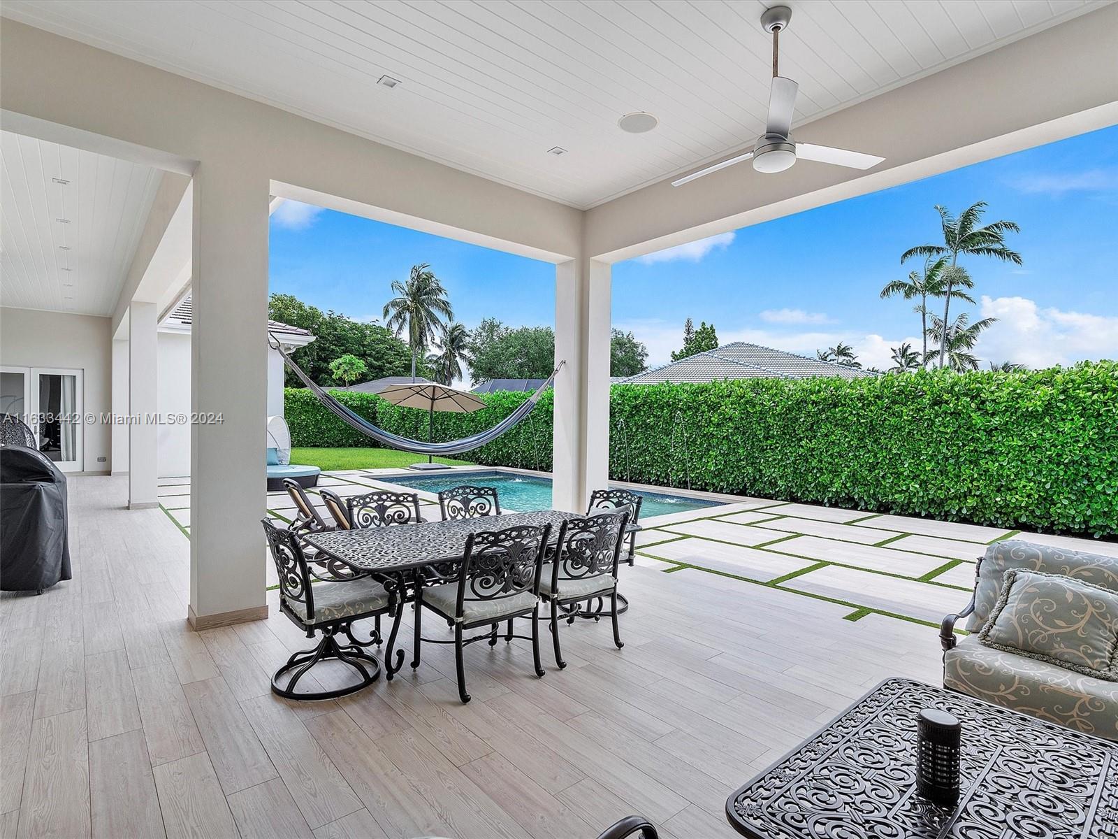 TRIPLE C ESTATES - Residential