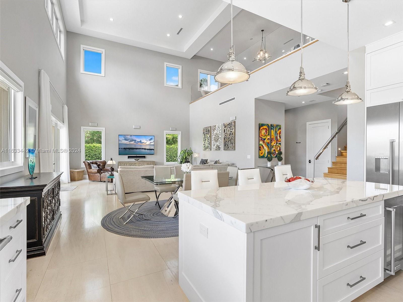 TRIPLE C ESTATES - Residential