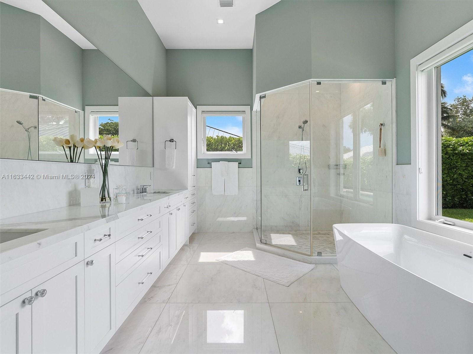 TRIPLE C ESTATES - Residential