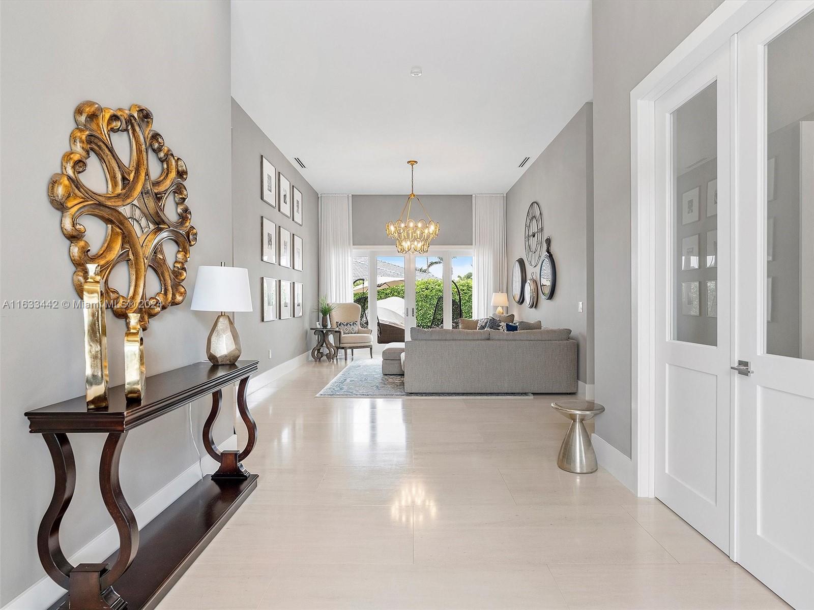 TRIPLE C ESTATES - Residential