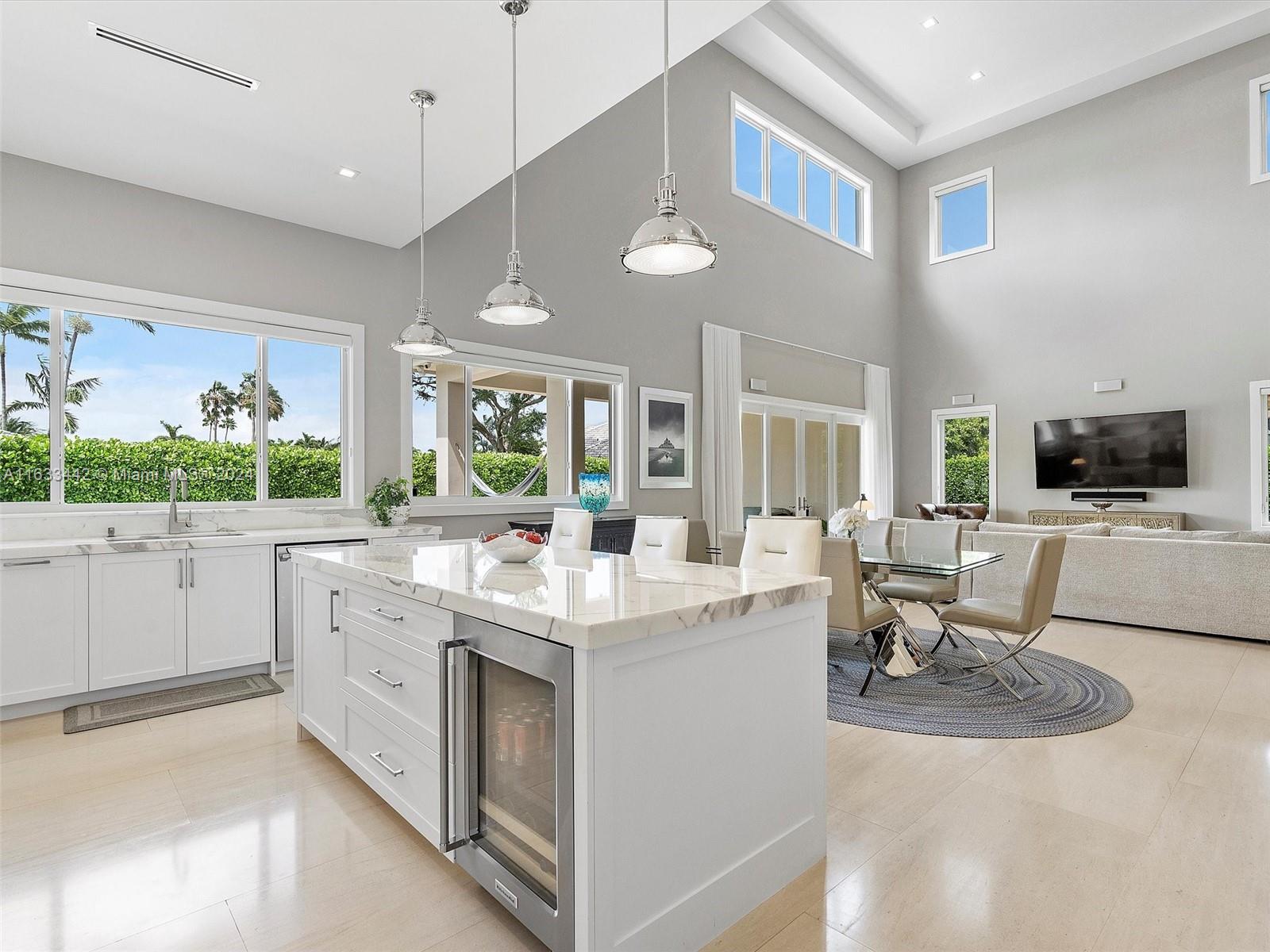 TRIPLE C ESTATES - Residential