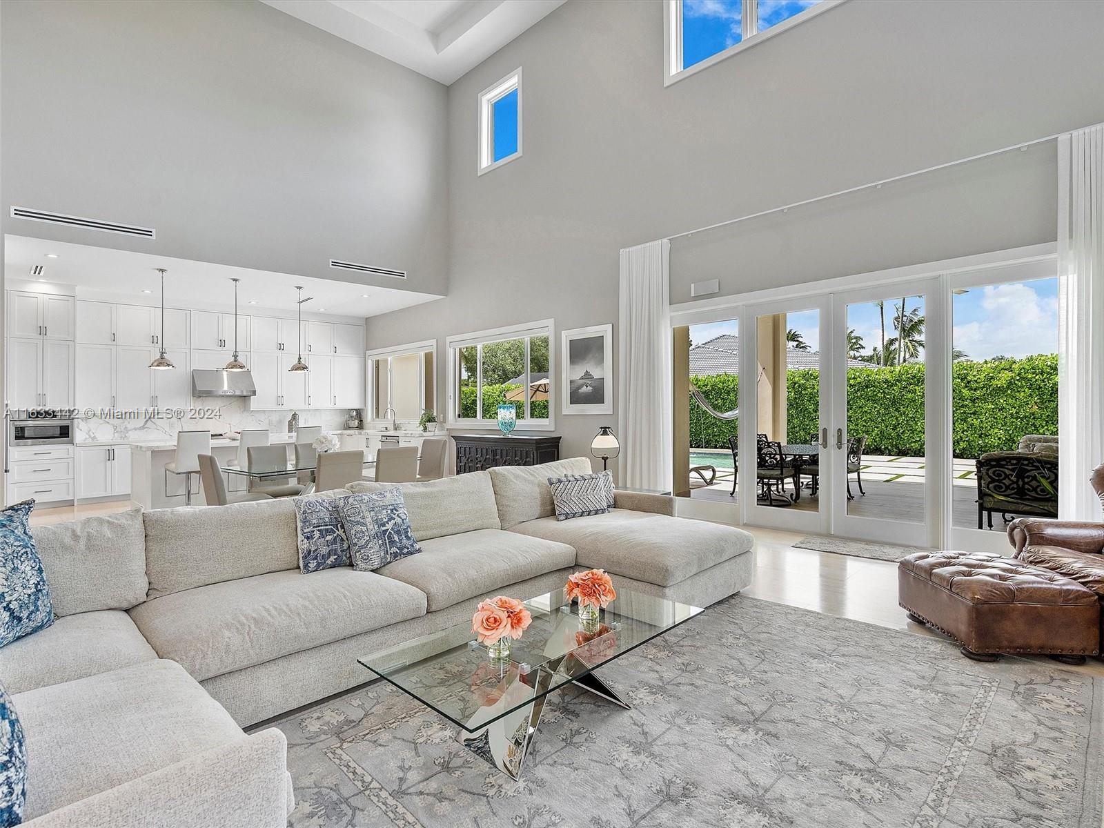 TRIPLE C ESTATES - Residential