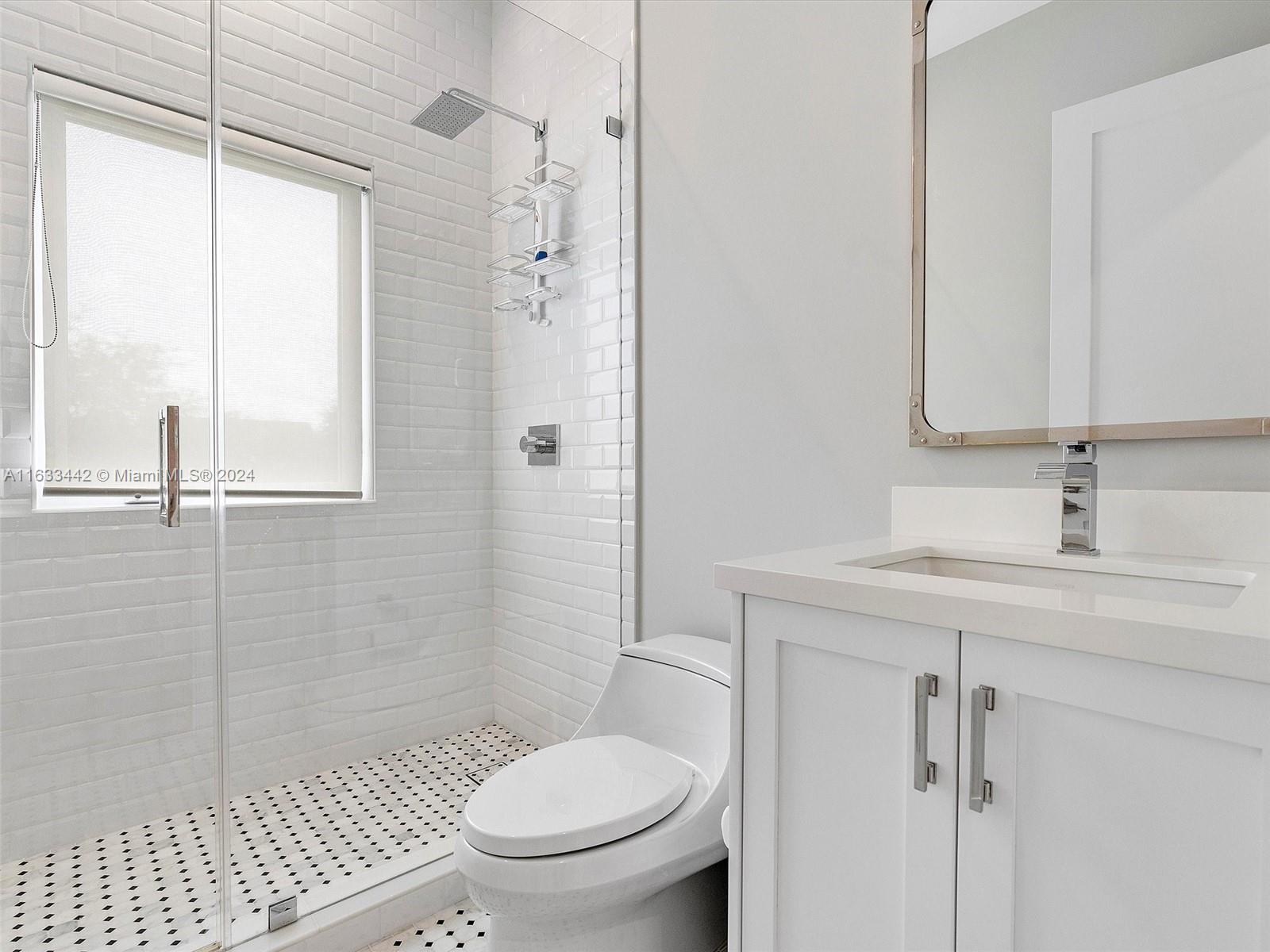 TRIPLE C ESTATES - Residential