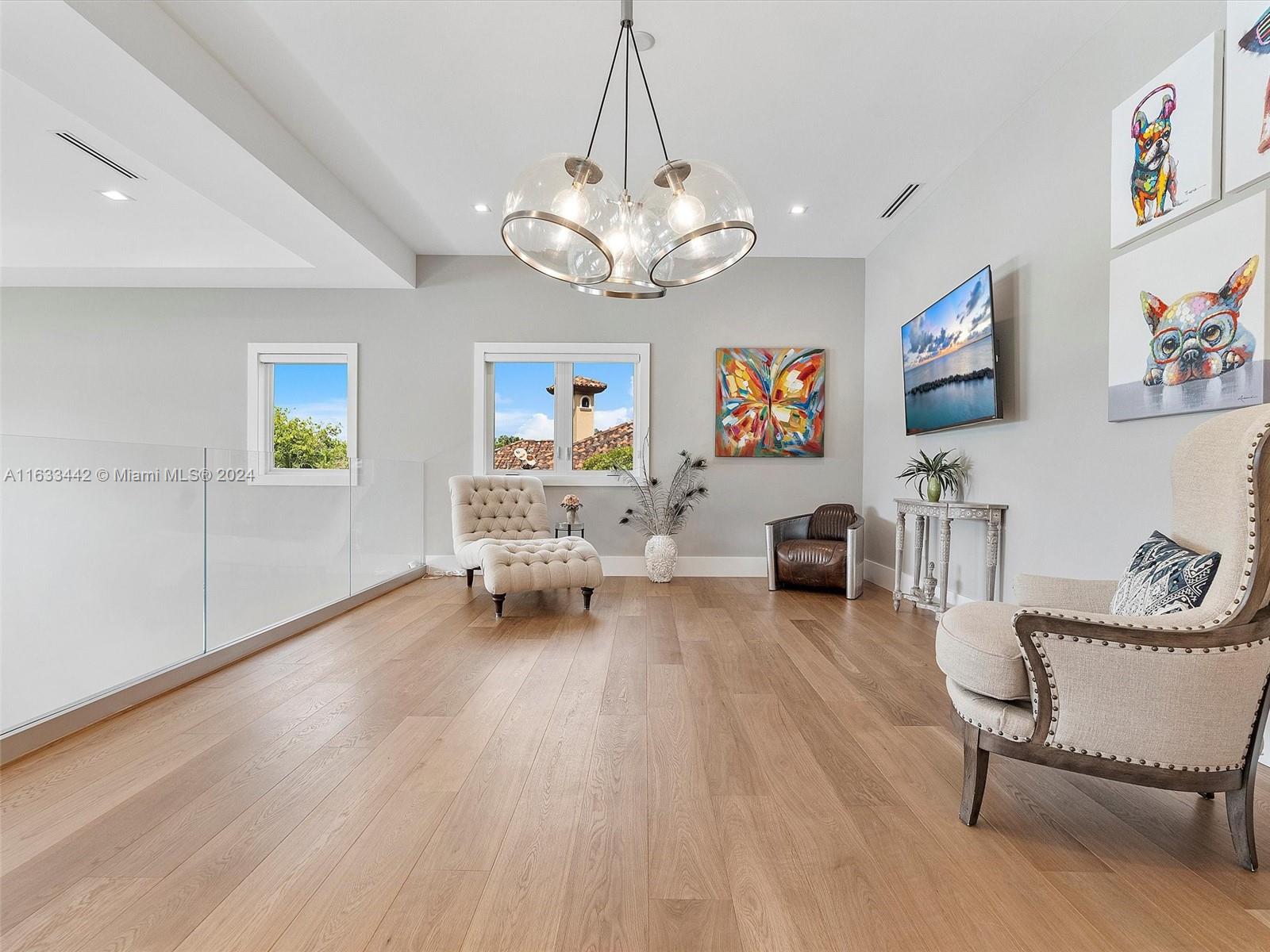 TRIPLE C ESTATES - Residential