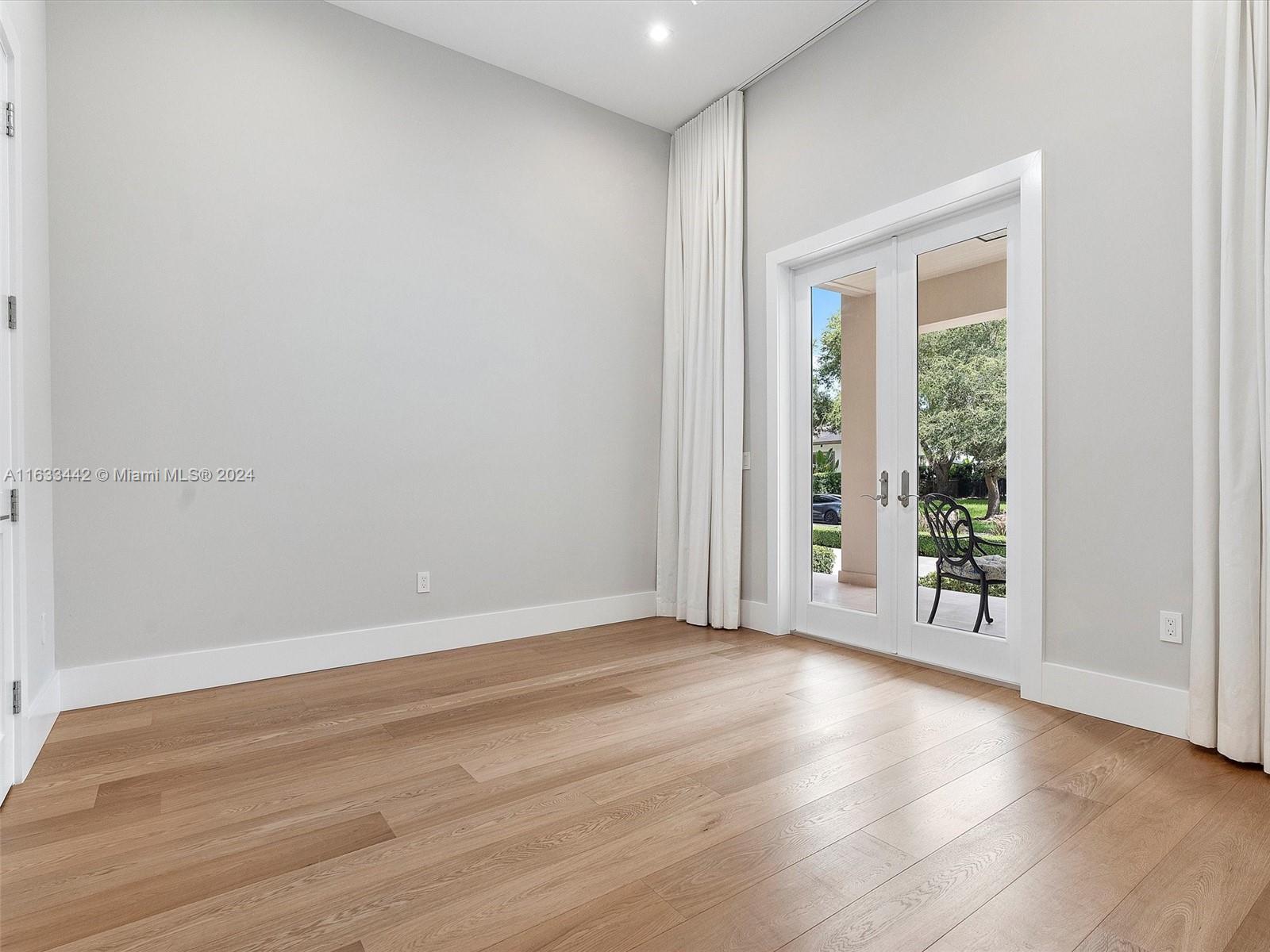 TRIPLE C ESTATES - Residential