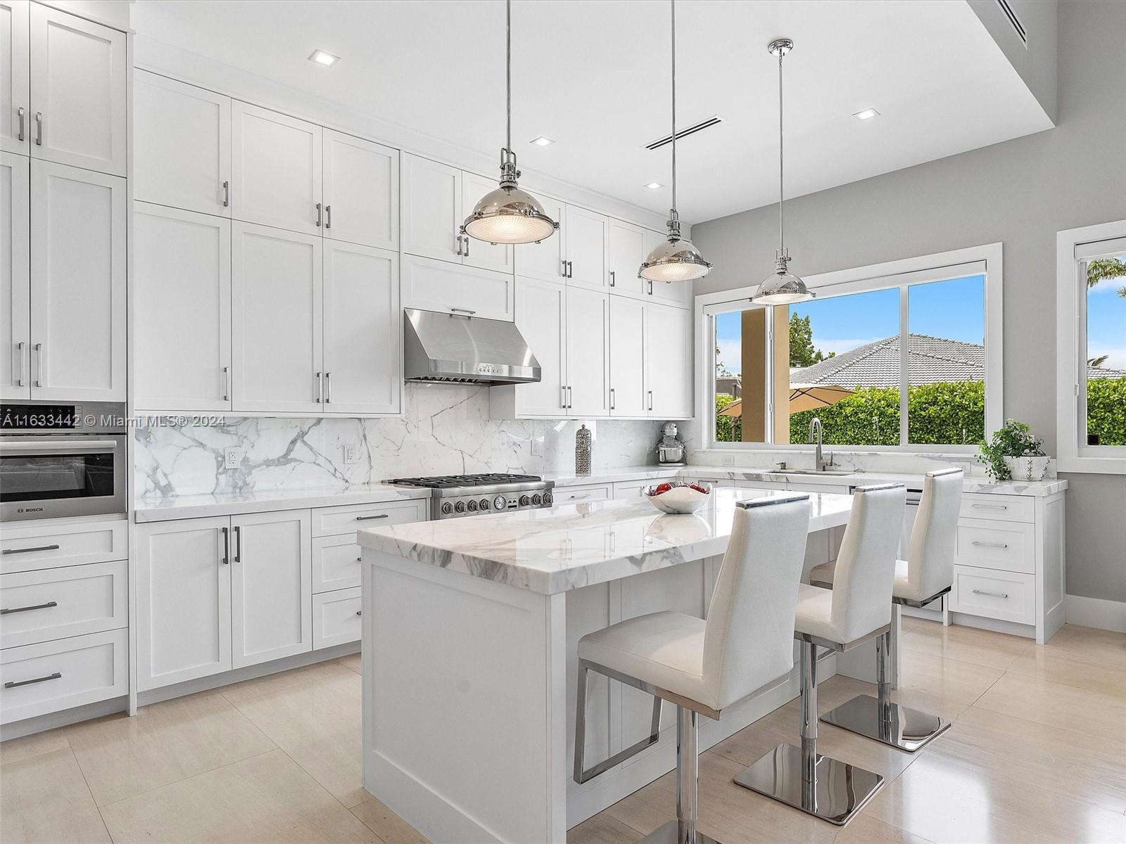 TRIPLE C ESTATES - Residential