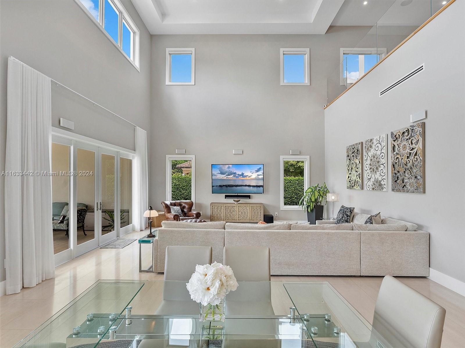 TRIPLE C ESTATES - Residential