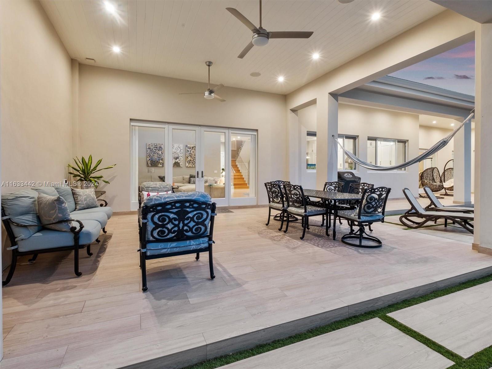 TRIPLE C ESTATES - Residential