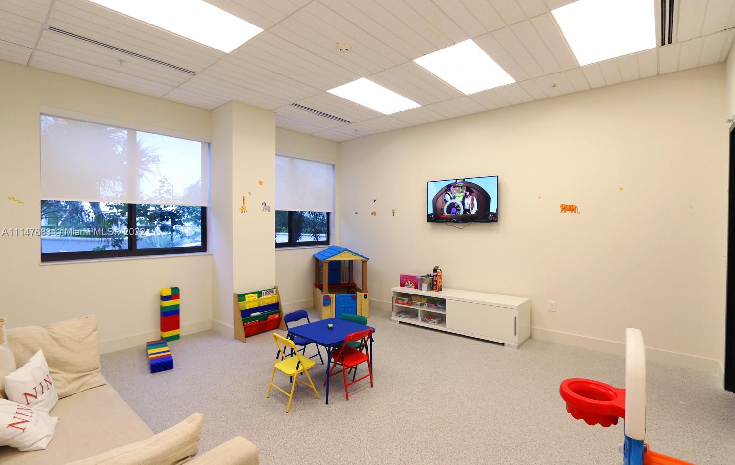 NINE AT MARY BRICKELL VIL - Residential