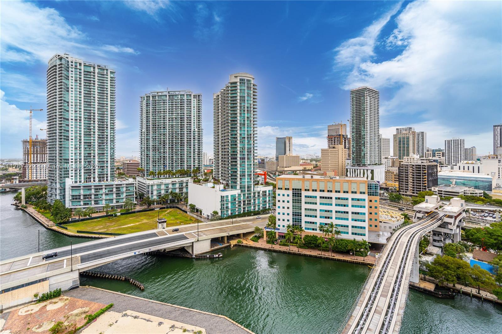 Rental Property at 31 Se 5th St 2111, Miami, Broward County, Florida - Bedrooms: 2 
Bathrooms: 2  - $4,000 MO.