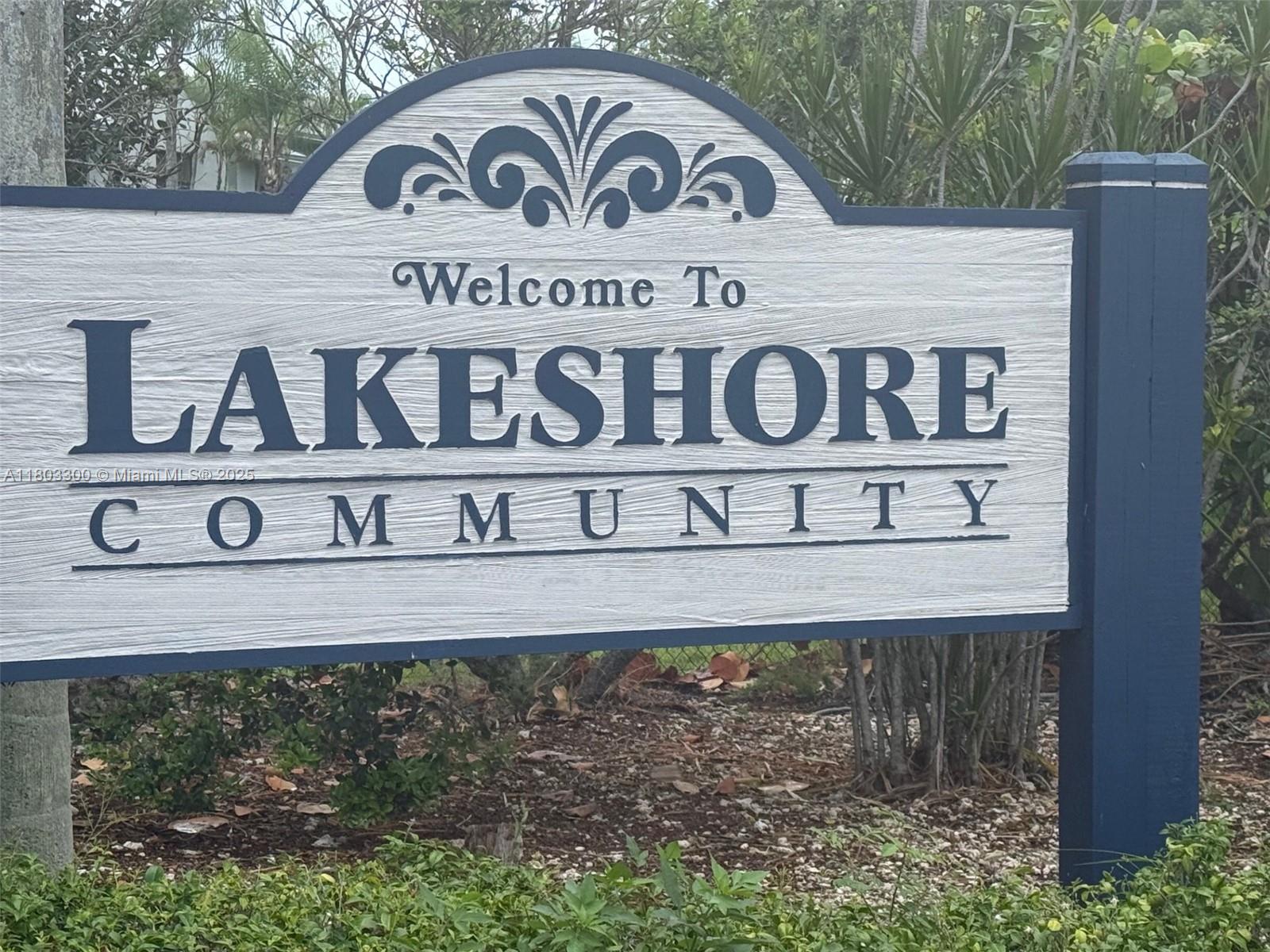 Beautiful Condo on 1st Floor with 3 bedrooms 2 bathrooms in the prestigious gated community of Lakeshore in Homestead with guard at site and patrol. Unit has a screened porch with amazing views of lakes to enjoy, recently painted and well maintained. The community has two swimming pools, clubhouse and playground. Washer and Dryer in Unit. Located just minutes away from major highways, shopping centers, restaurants and parks. Great investment opportunity!!