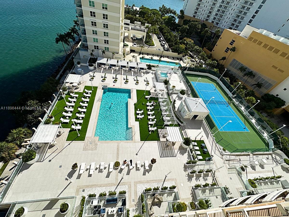 ISOLA CONDO - Residential Lease
