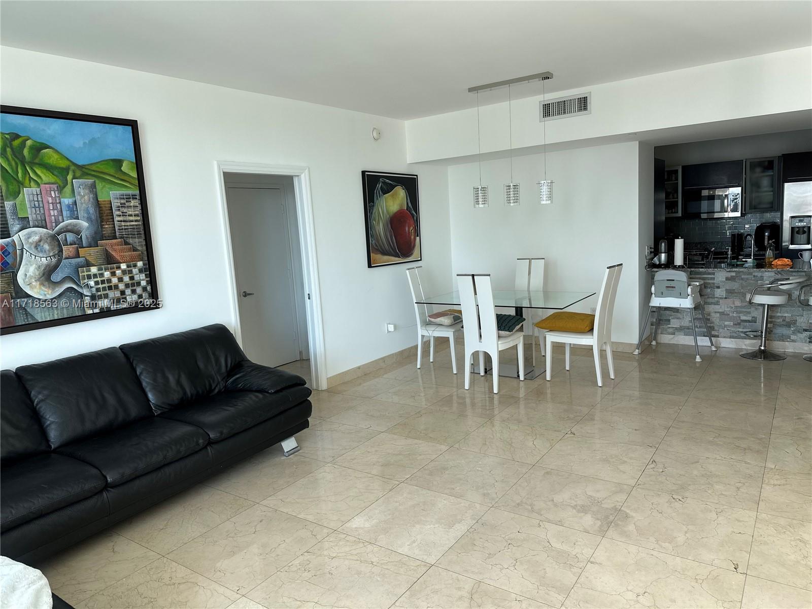 THE PLAZA 851 BRICKELL CO - Residential