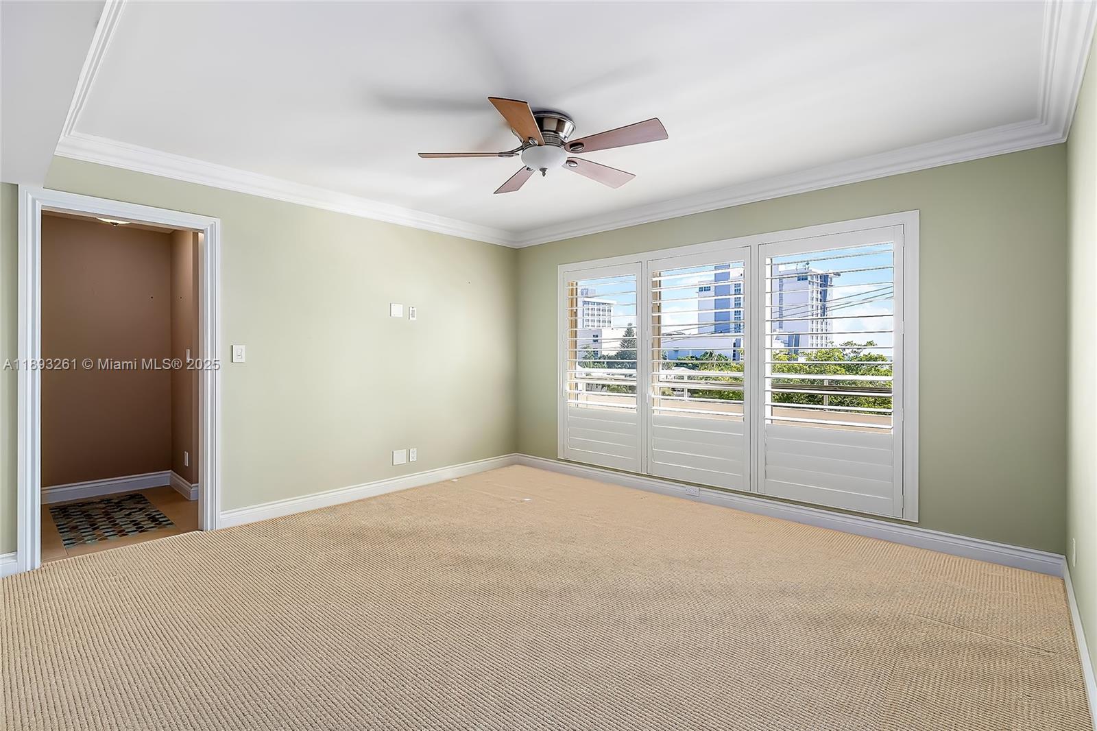 VERSAILLES CO-OP - Residential Lease