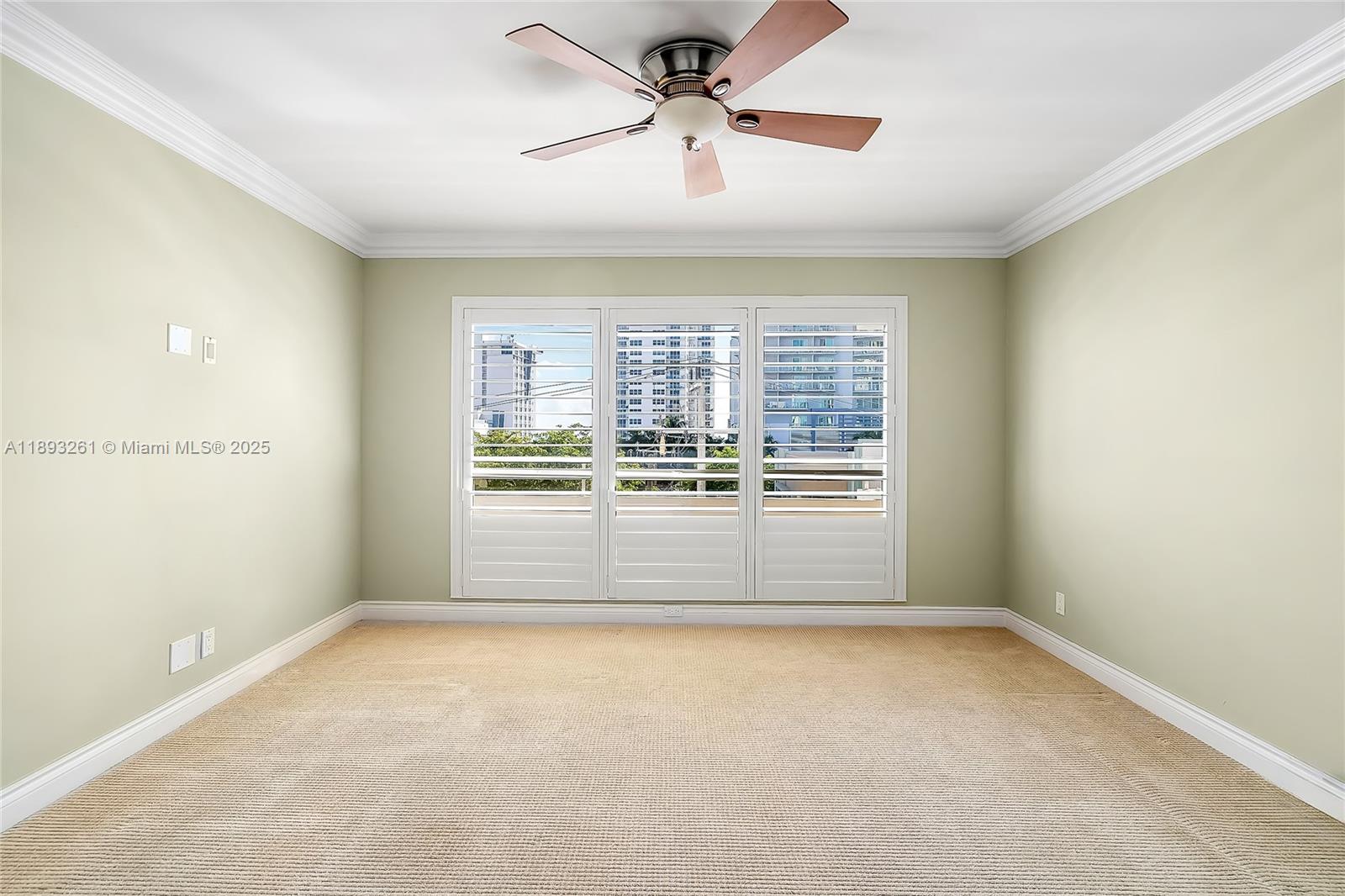 VERSAILLES CO-OP - Residential Lease
