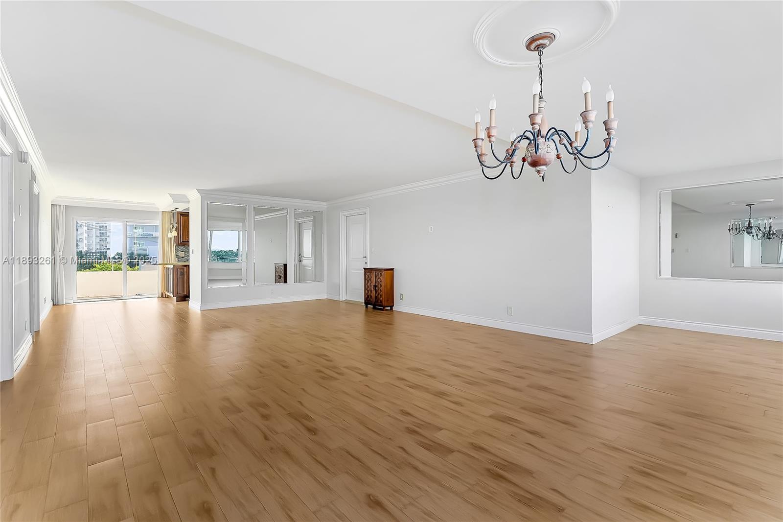 VERSAILLES CO-OP - Residential Lease