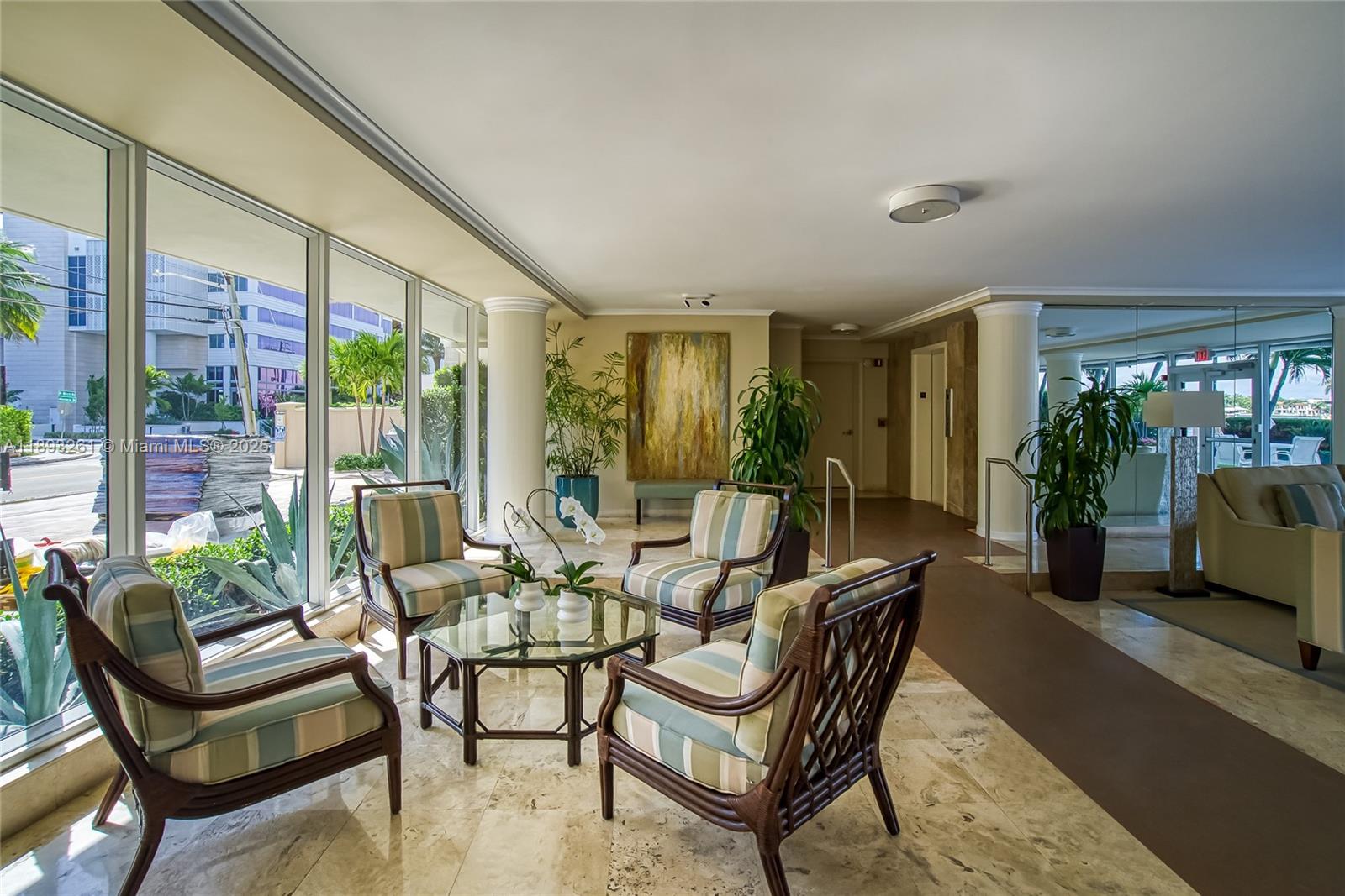 VERSAILLES CO-OP - Residential Lease